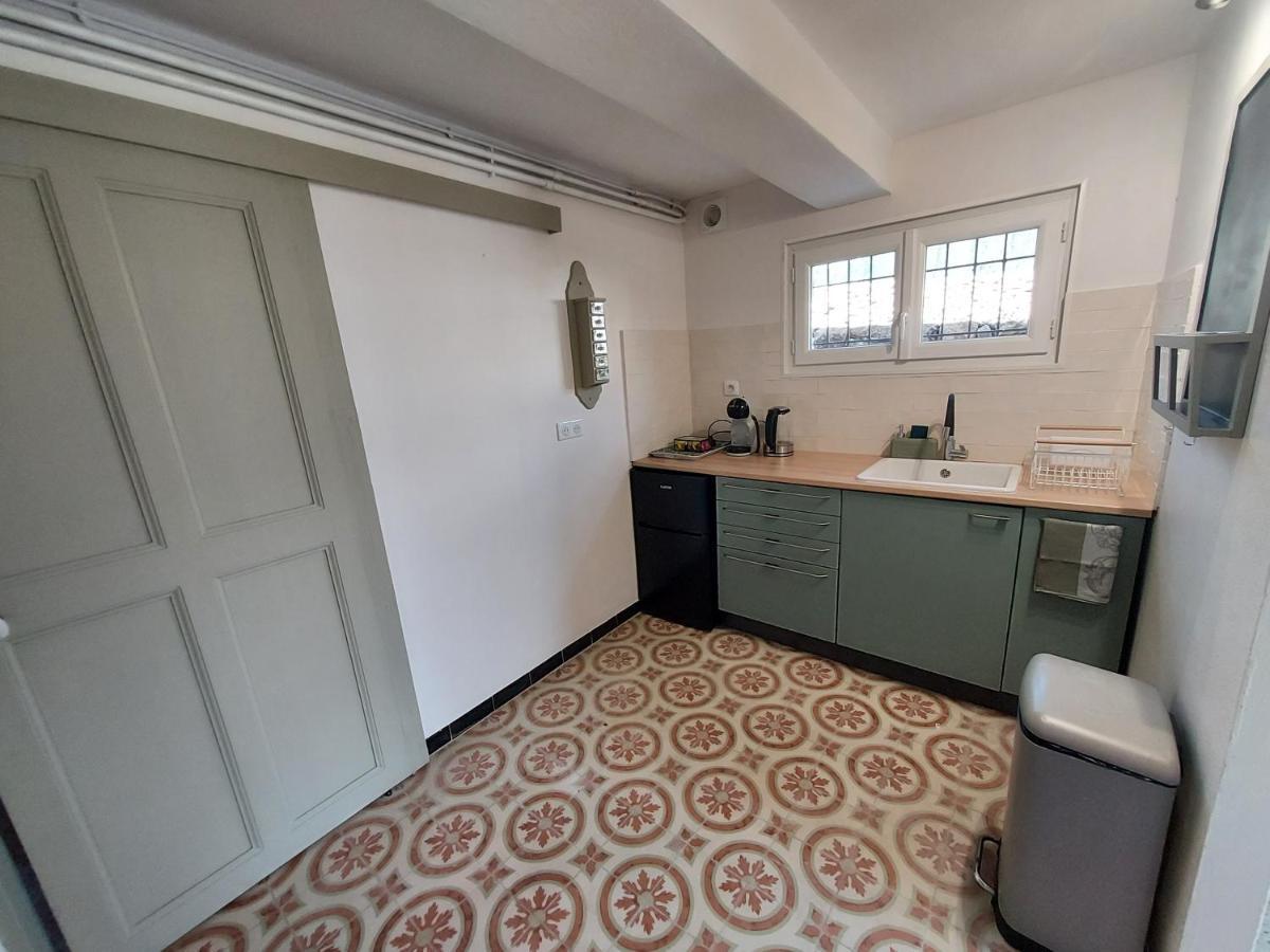 Les Pierres De Cezaire Hotell Saint-Cézaire-sur-Siagne Exteriör bild