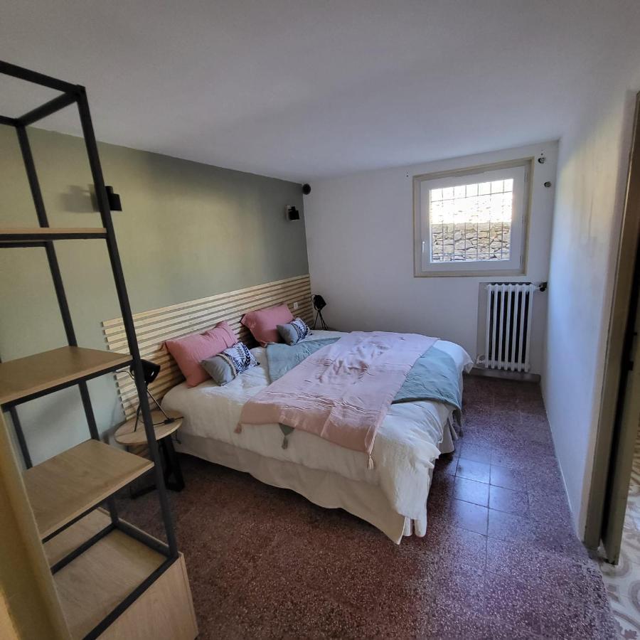 Les Pierres De Cezaire Hotell Saint-Cézaire-sur-Siagne Exteriör bild