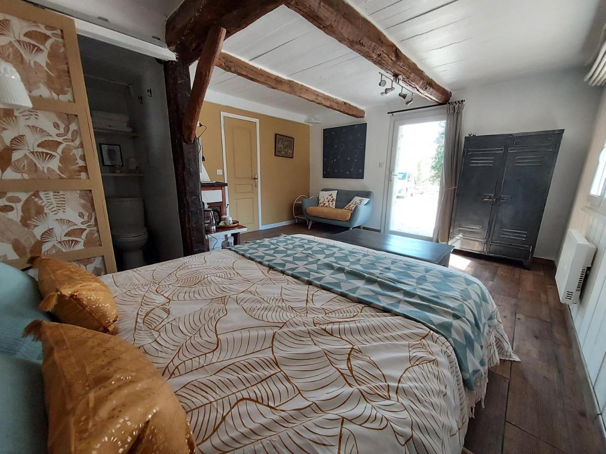 Les Pierres De Cezaire Hotell Saint-Cézaire-sur-Siagne Exteriör bild