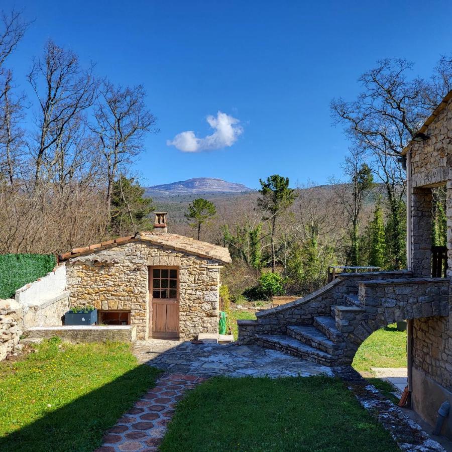 Les Pierres De Cezaire Hotell Saint-Cézaire-sur-Siagne Exteriör bild