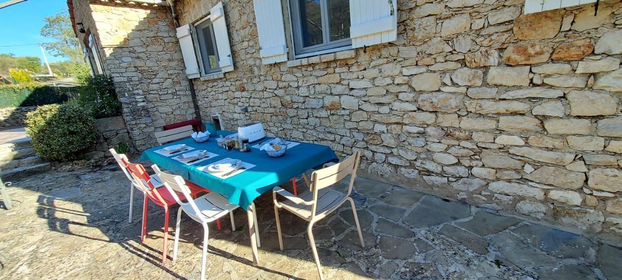 Les Pierres De Cezaire Hotell Saint-Cézaire-sur-Siagne Exteriör bild