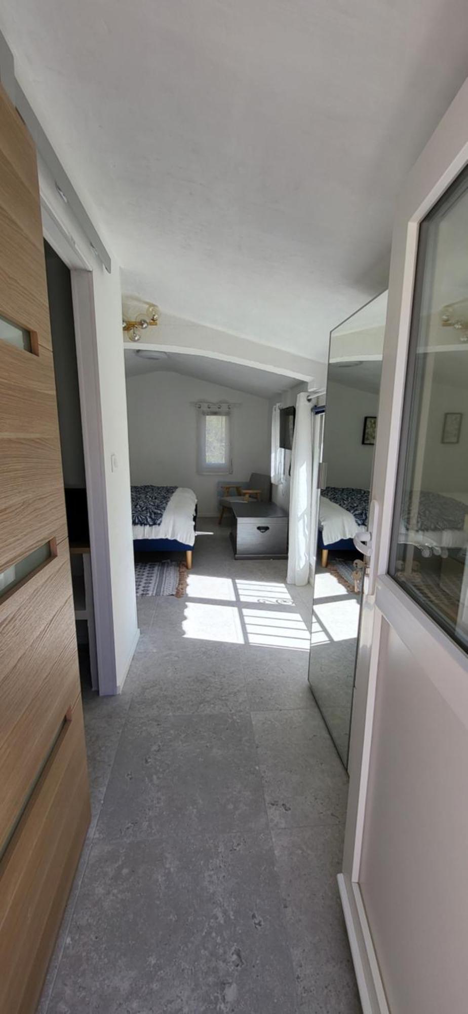 Les Pierres De Cezaire Hotell Saint-Cézaire-sur-Siagne Exteriör bild