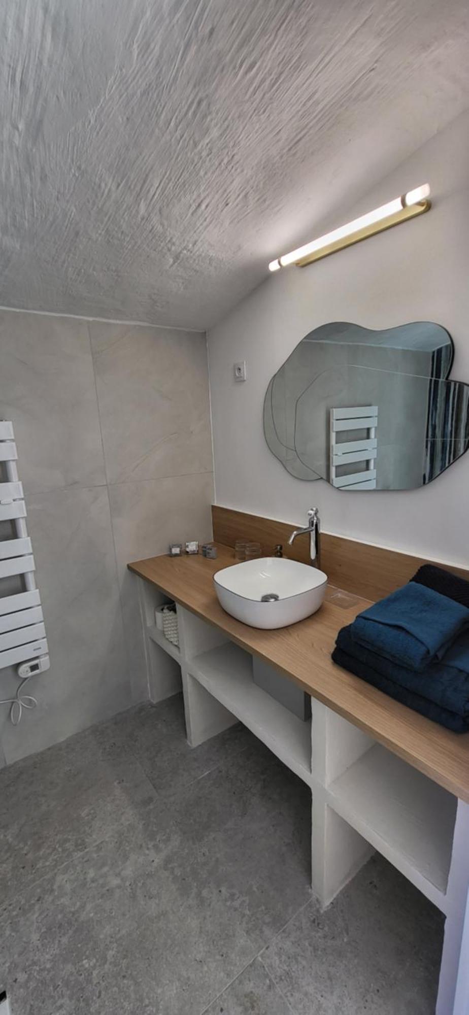 Les Pierres De Cezaire Hotell Saint-Cézaire-sur-Siagne Exteriör bild